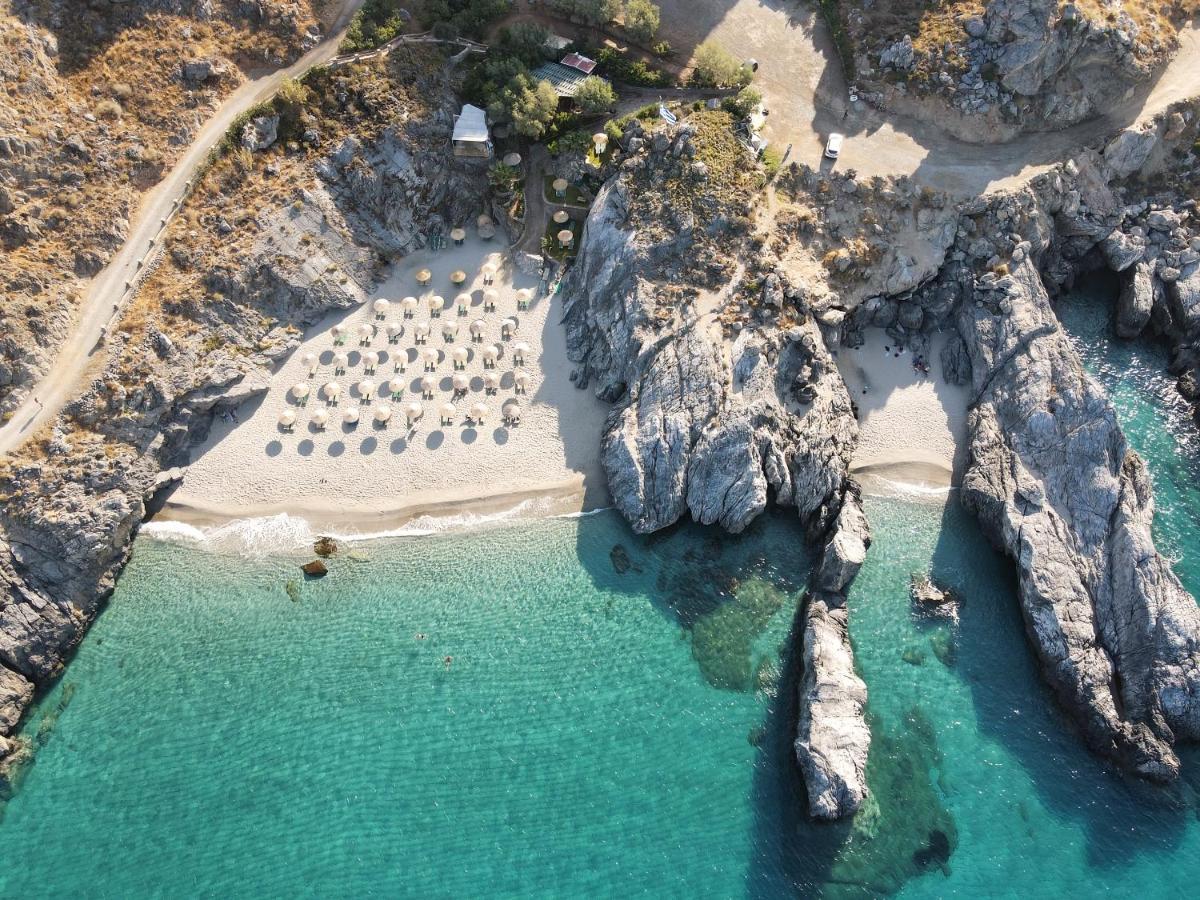 Anemos Luxury Villas Rodakino Exterior photo